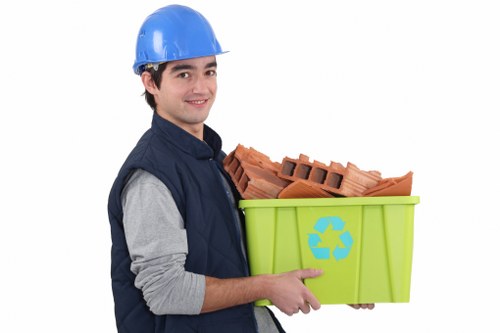 Efficient house clearance process with sorting and organizing